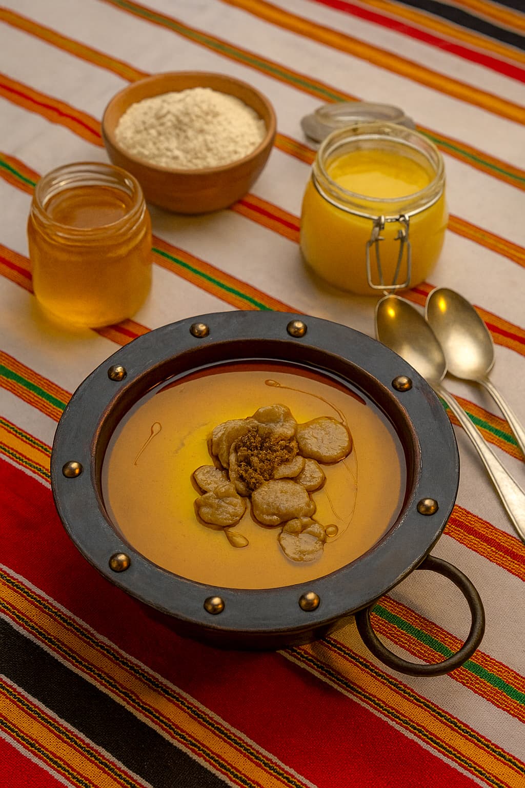 Aseeri Hospitality Experience: Savoring Saudi Coffee and Traditional Cuisine