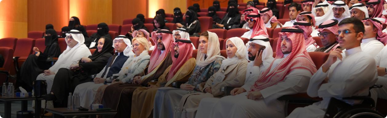 اجتماع الخبراء العاشر في عسير